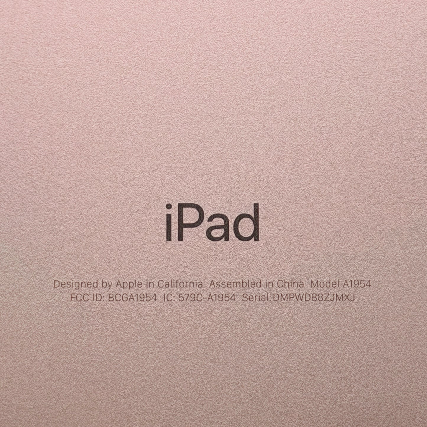 Apple iPad (6th Gen) A1954 (2018) - Rose Gold - 32GB - Unlocked