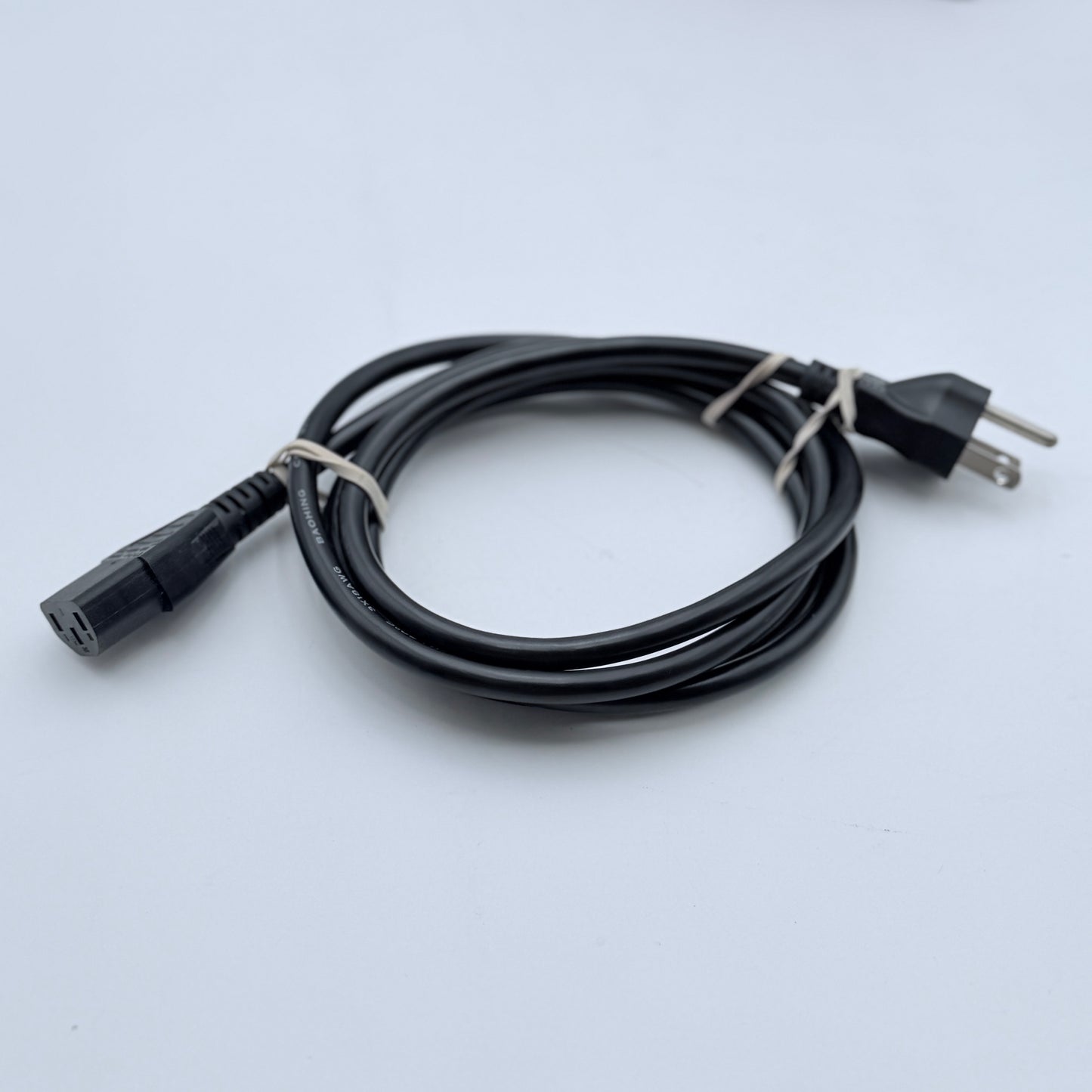 Lenovo ThinkPad Thunderbolt 3 Dock Gen 2 + OEM 135W Laptop PSU