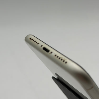 Used Apple iPhone 11 - 128GB - White - Unlocked