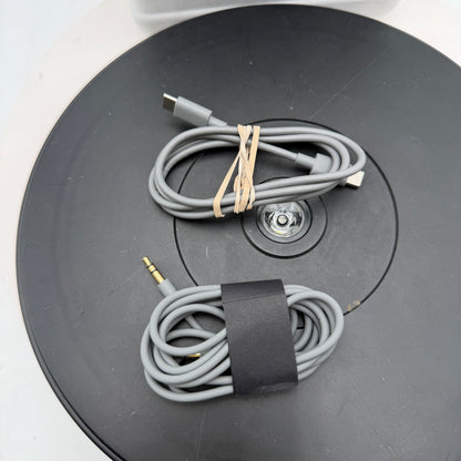 Beats Studio Pro A2924 Wireless Headphones Black MINTY