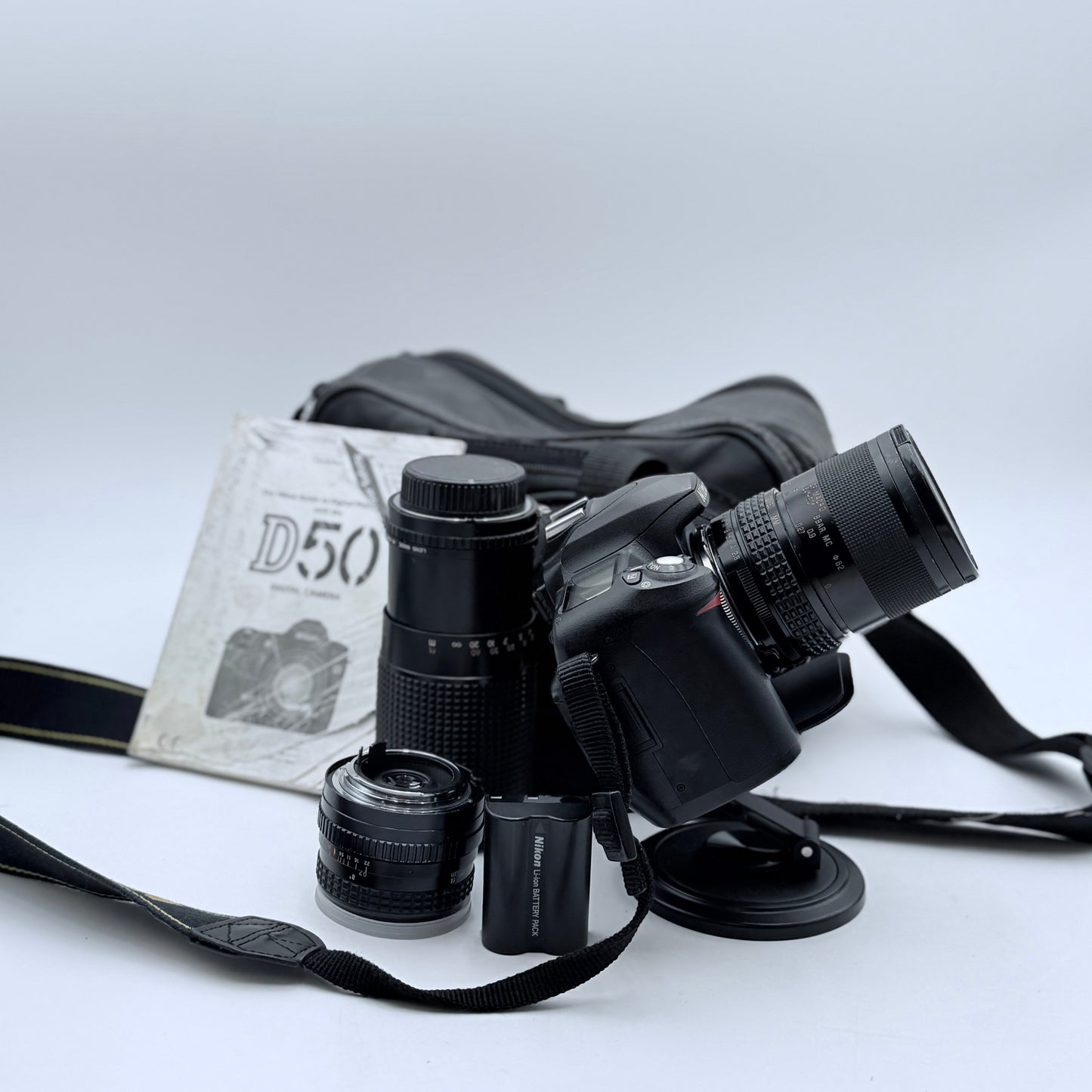 Nikon D50 DSLR Camera Kit READ