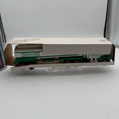 HESS 1990 Tanker Truck New Stored with Batteries Removed