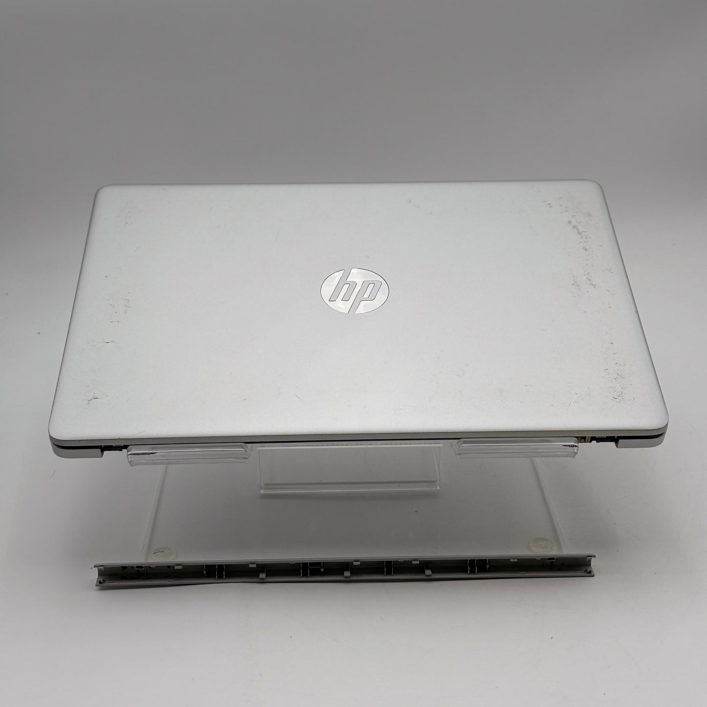 HP 15-DY5XXX Laptop - 1TB, 32GB RAM, Core i3-1215U for Parts or Repair