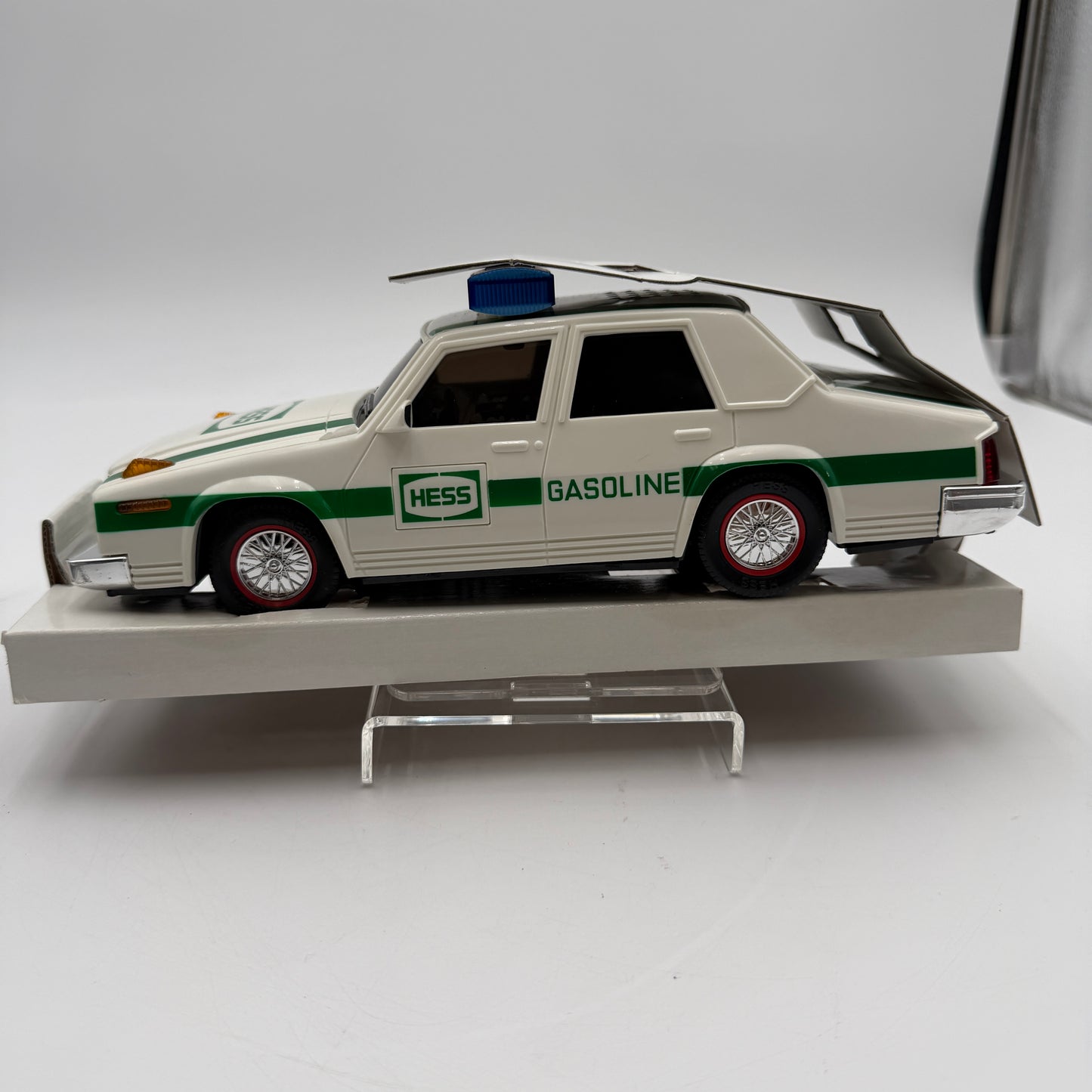 HESS 1993 Patrol Car New Stored with Batteries Removed