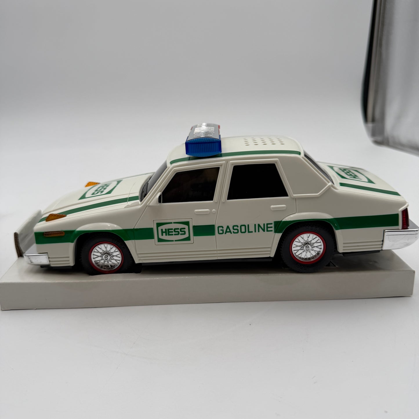 HESS 1993 Patrol Car New Stored with Batteries Removed