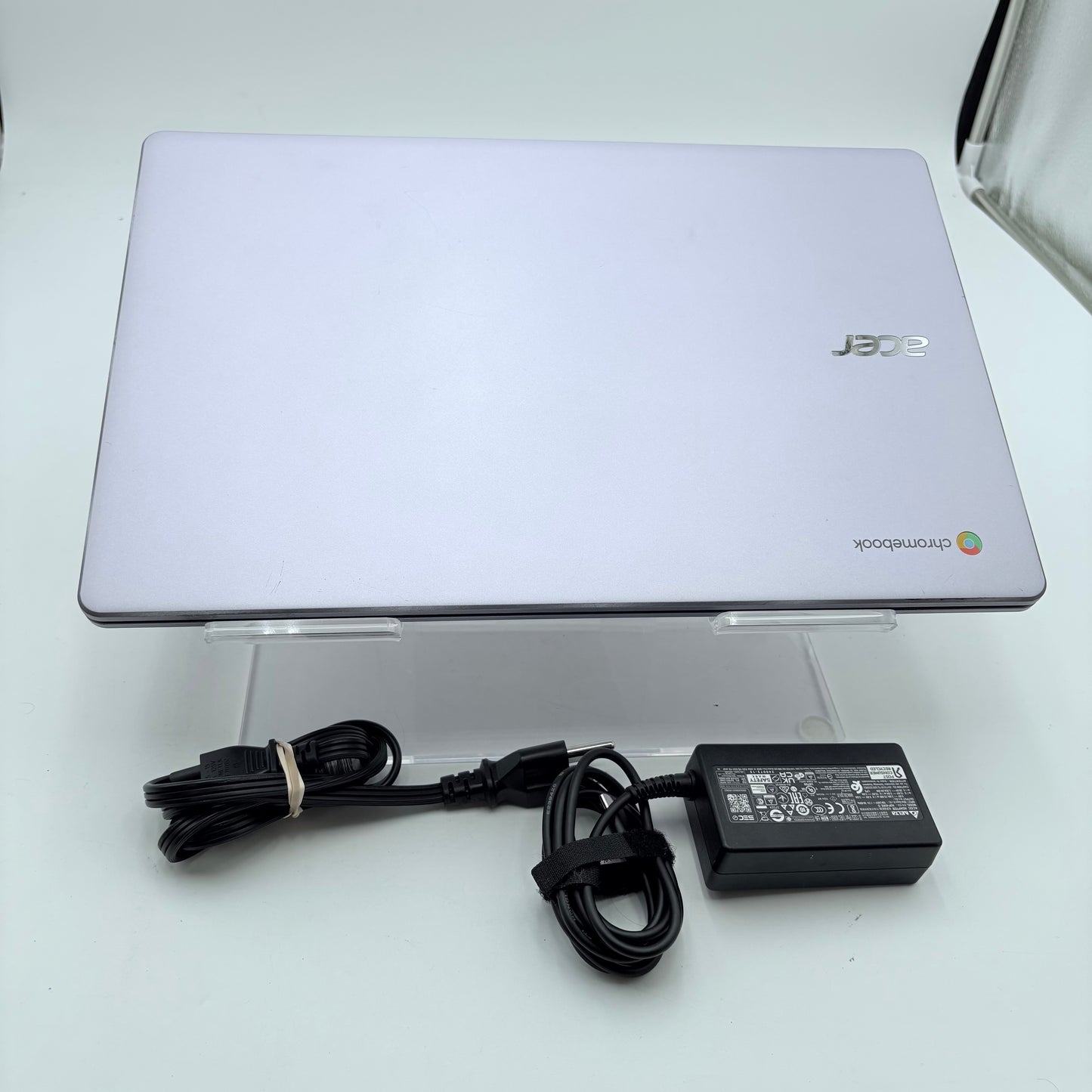 Acer CB315-4H-C0VN Purple Laptop Chromebook 15.6-inch, Intel Celeron, 4GB RAM