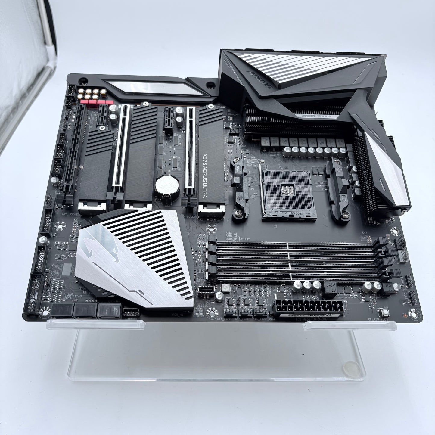 Gigabyte X570 Aorus Ultra Gaming Motherboard AMD ATX DDR4