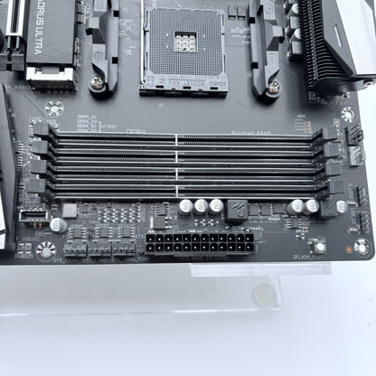 Gigabyte X570 Aorus Ultra Gaming Motherboard AMD ATX DDR4