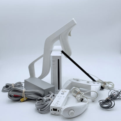 Nintendo Wii (RVL-001) 2006 - Excellent Condition, Fully Functional