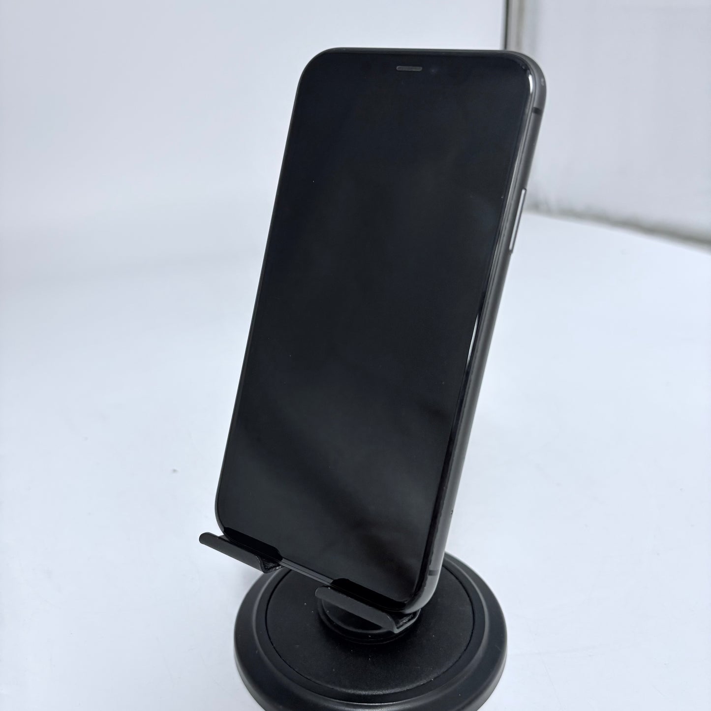 Unlocked Apple iPhone 11 64GB Service Battery READ