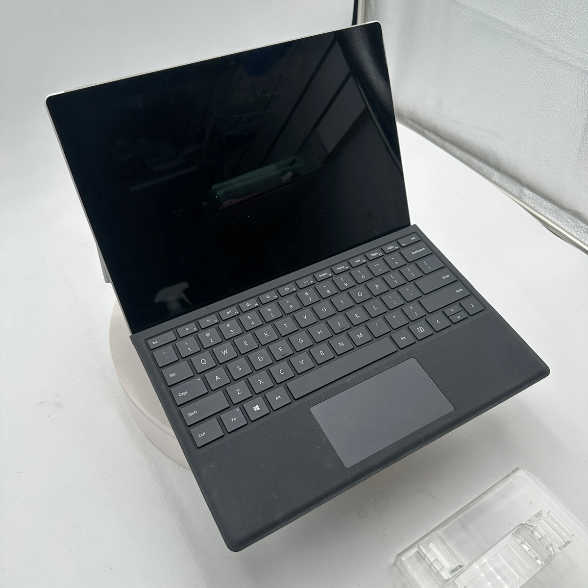 Microsoft Surface Pro 5 Model 1796 2017 128GB Wi-Fi