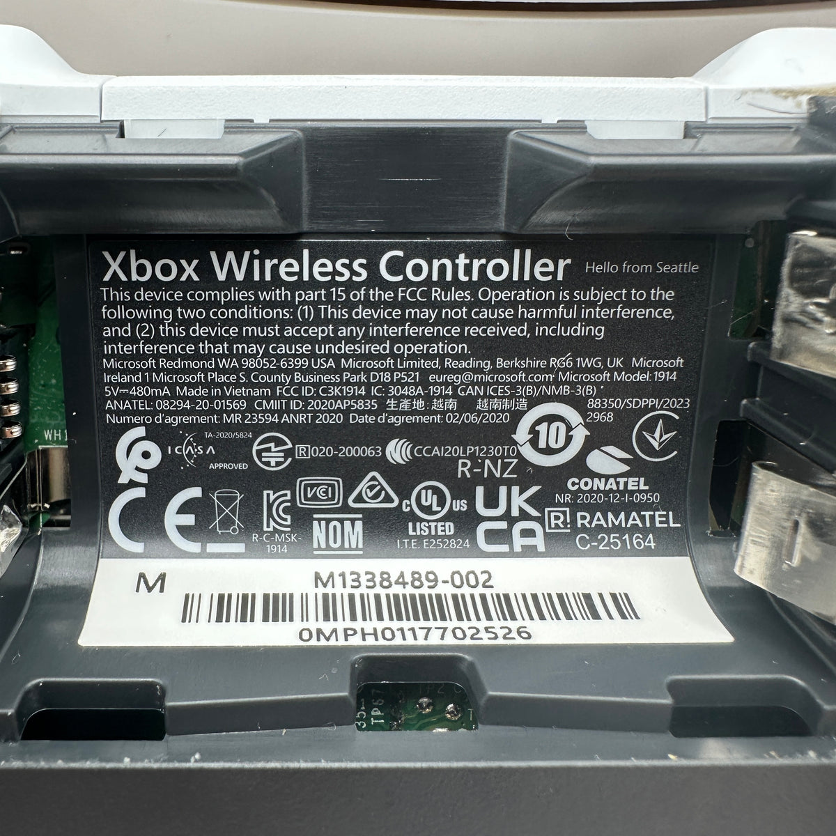 Microsoft Xbox Series X (1882) 2020 Black 825GB With 1 Controller and Cables