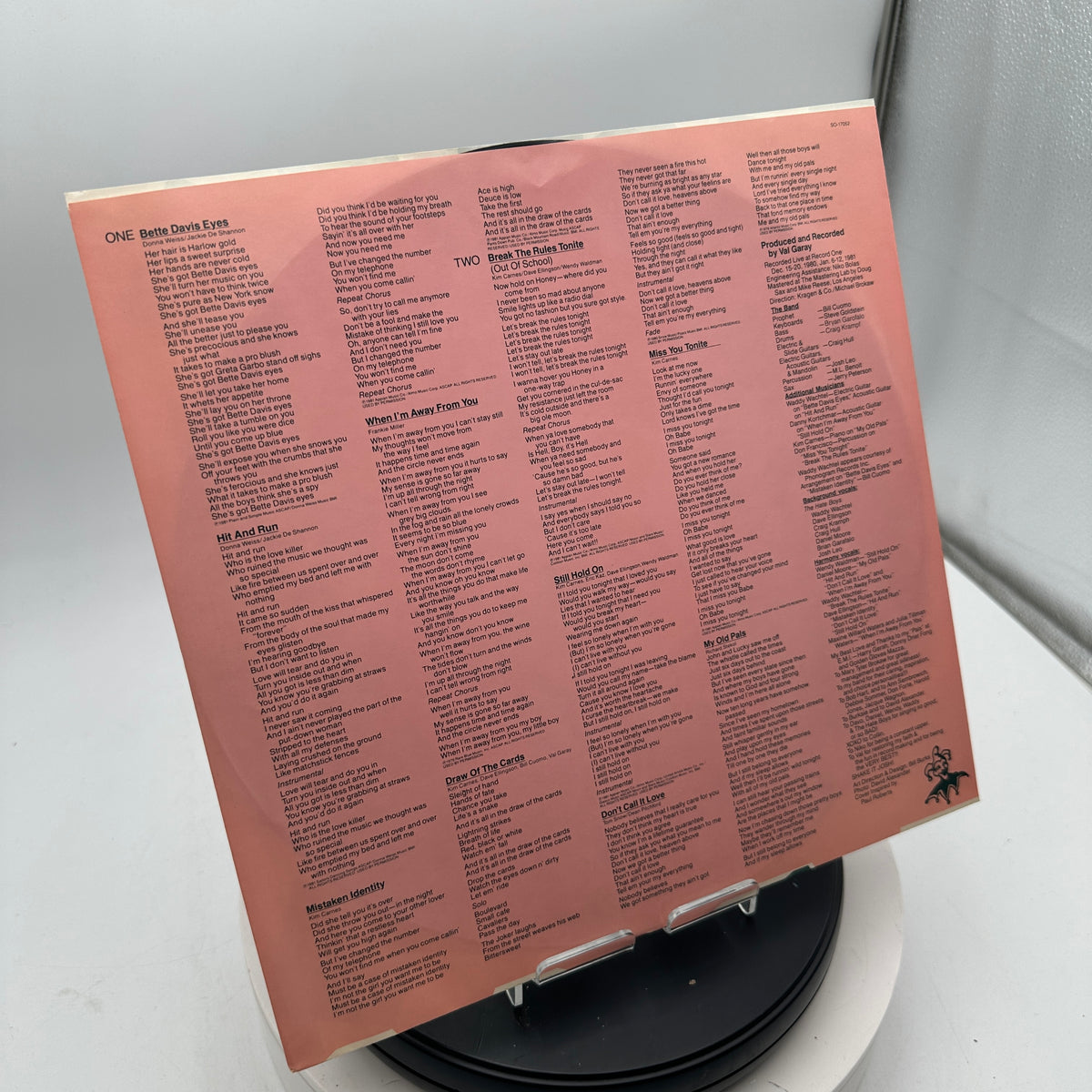 KIM CARNES Mistaken Identity 1981 LP Vinyl Record Album VG/VG+ SO-17052