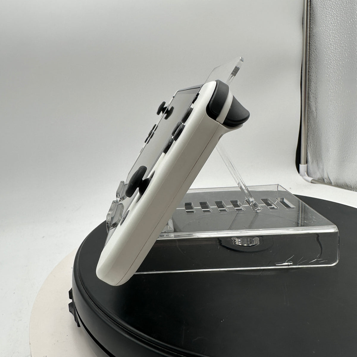 Nintendo Switch OLED HEG-001 2021 With Dock and Case