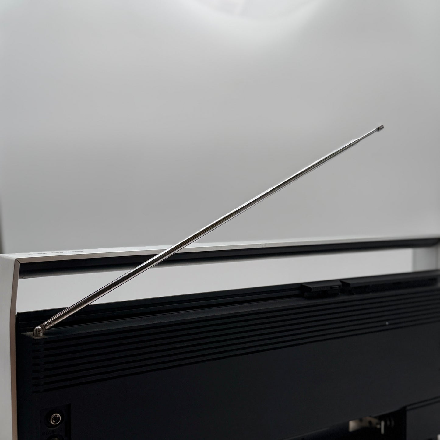 Bang & Olufsen BEOSYSTEM 10 Cassette Boombox