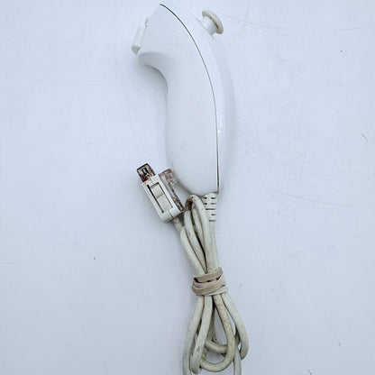 Nintendo Wii Remote RVL-003 Video Game Controller White with Nunchuck