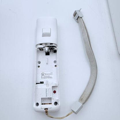 Nintendo Wii Remote RVL-003 Video Game Controller White with Nunchuck