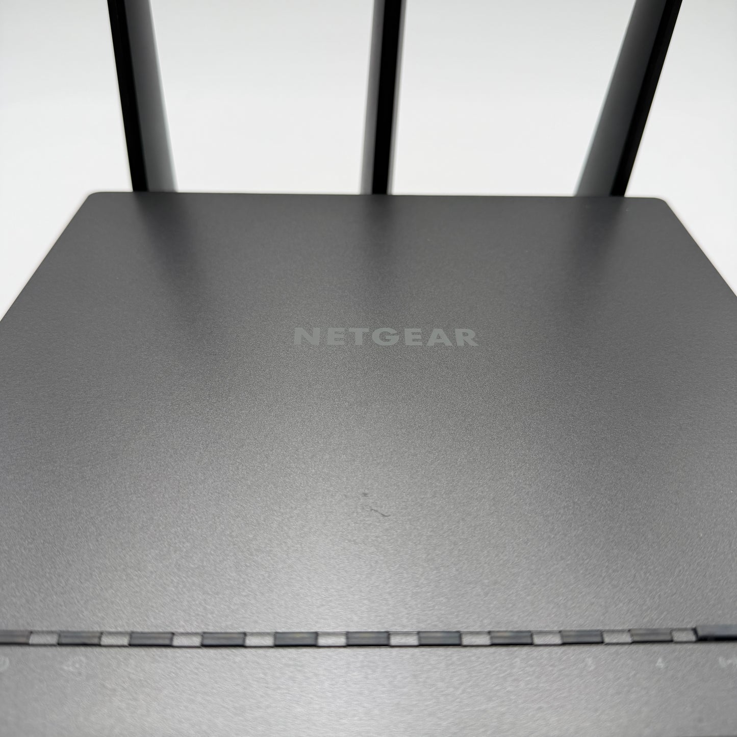 Netgear R7000P Nighthawk AC2300 Dual-Band Smart WiFi Router