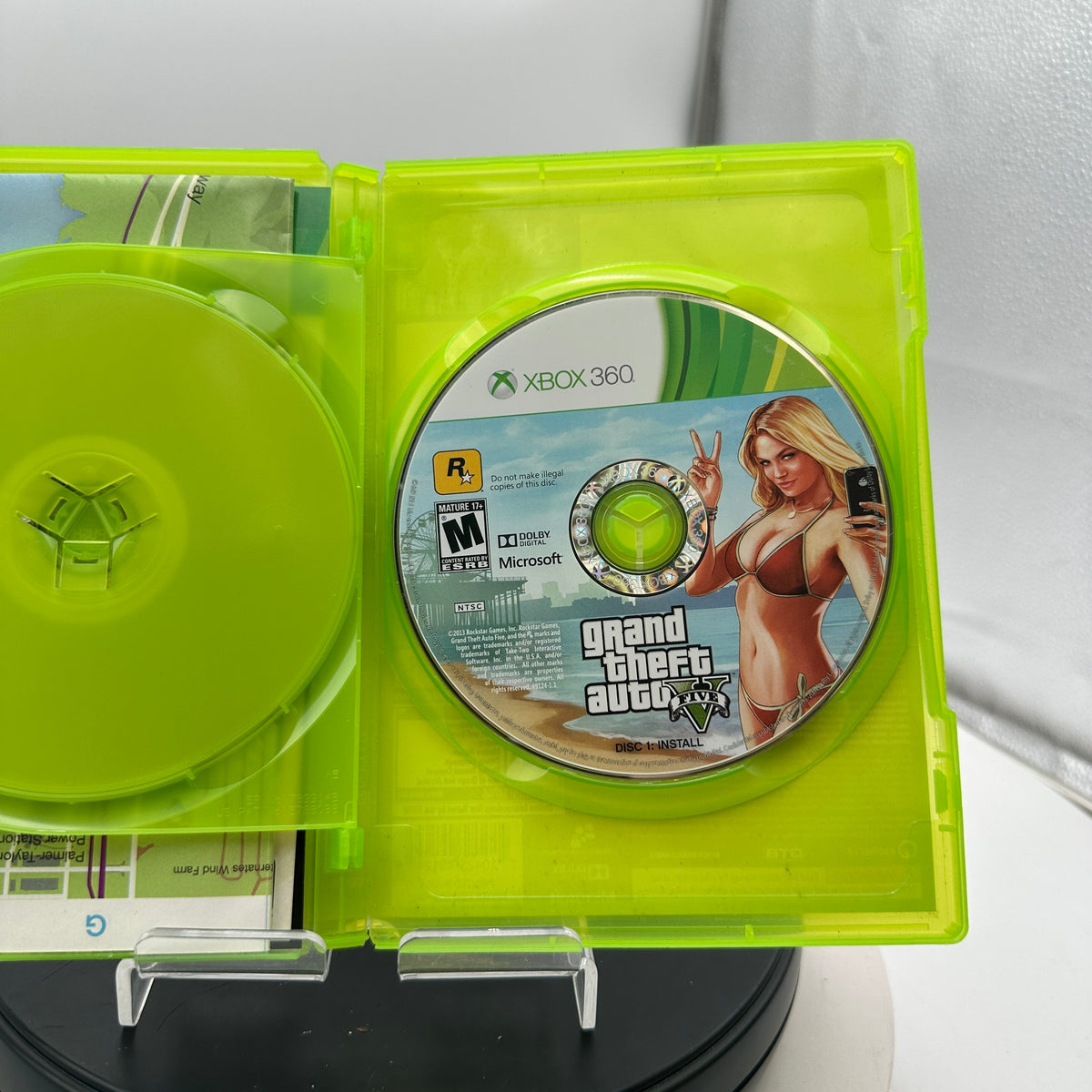 Xbox 360 Grand Theft Auto V Video Game
