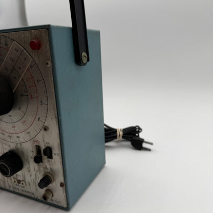 RCA RF Signal Generator WR-50B READ