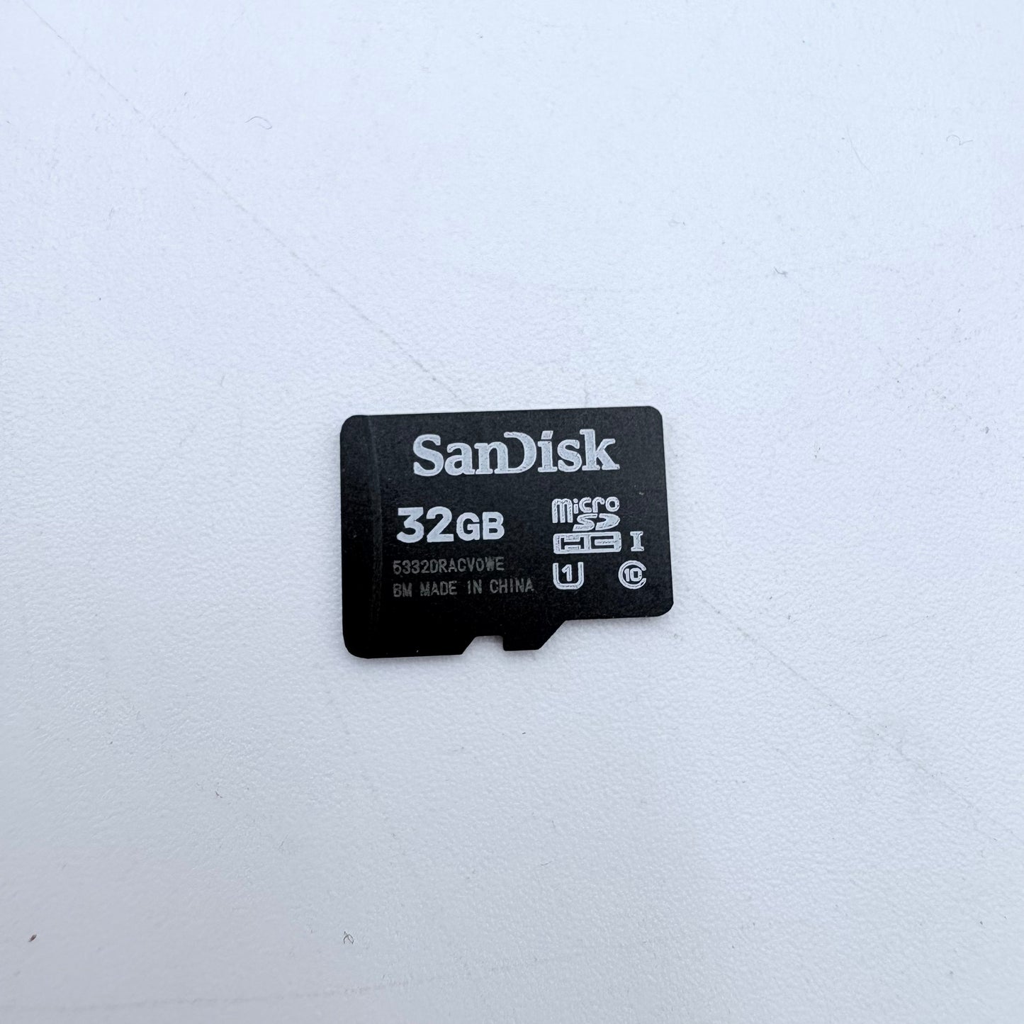 SanDisk Lot of Six Assorted MicroSD Cards Tested Various Sizes