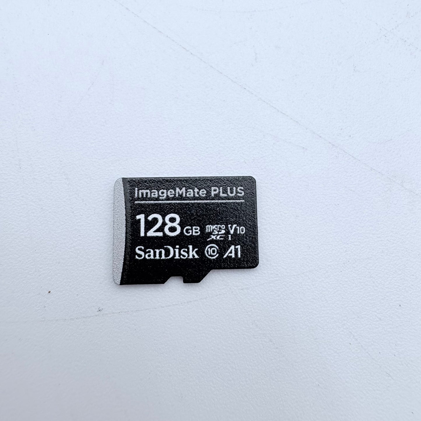 SanDisk Lot of Six Assorted MicroSD Cards Tested Various Sizes