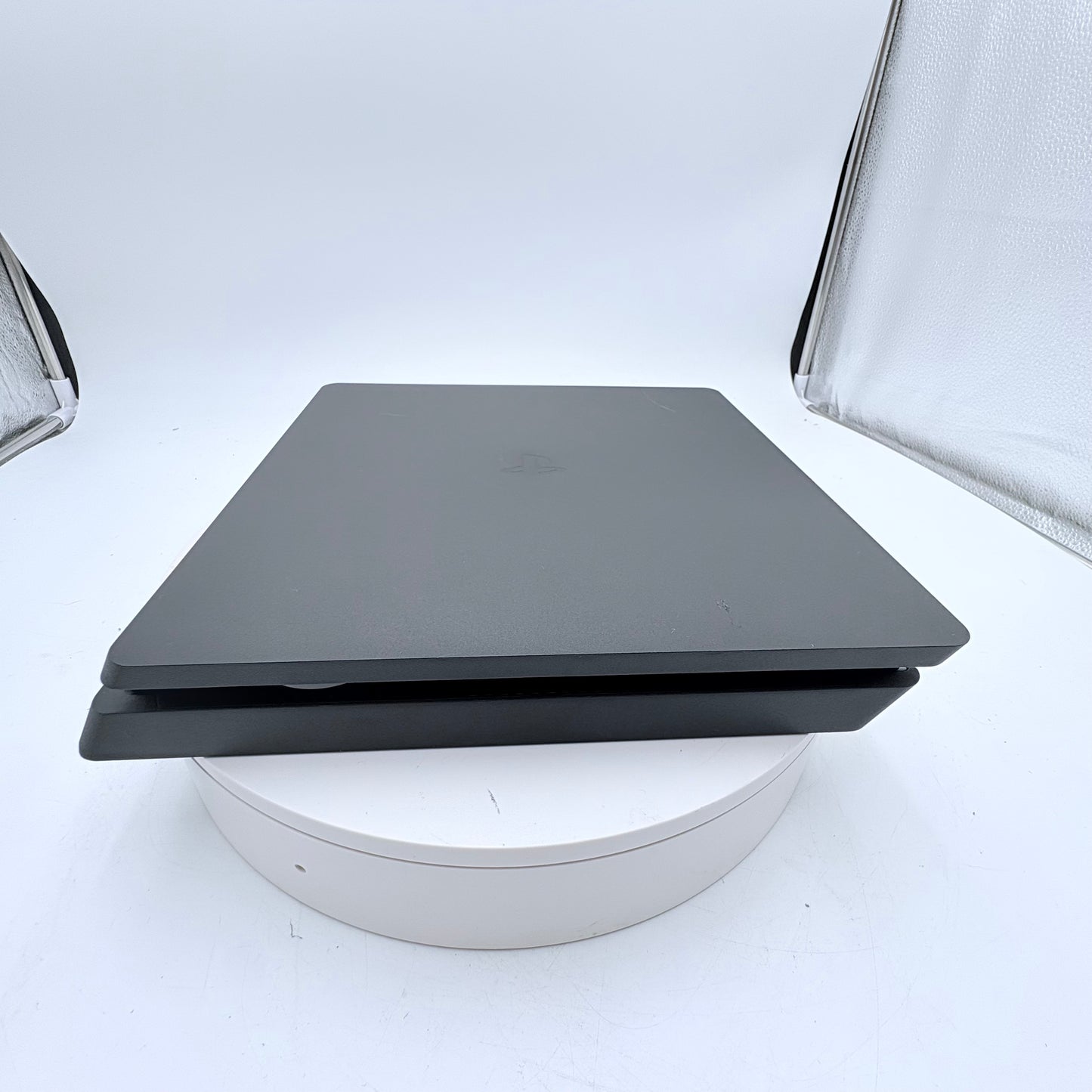 Sony PlayStation 4 CUH-2015A Black 512GB Console with one Controller