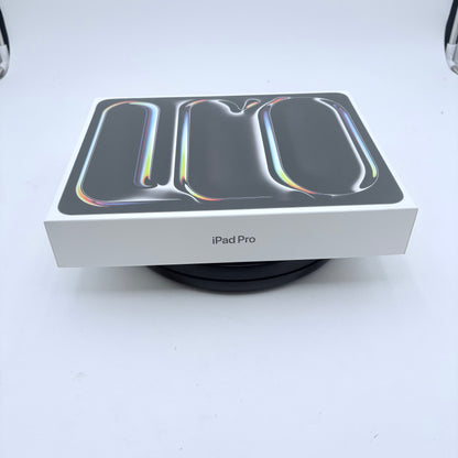 New Apple iPad Pro 13" M5 A3361 (2025) 1TB WiFi Cellular Unlocked