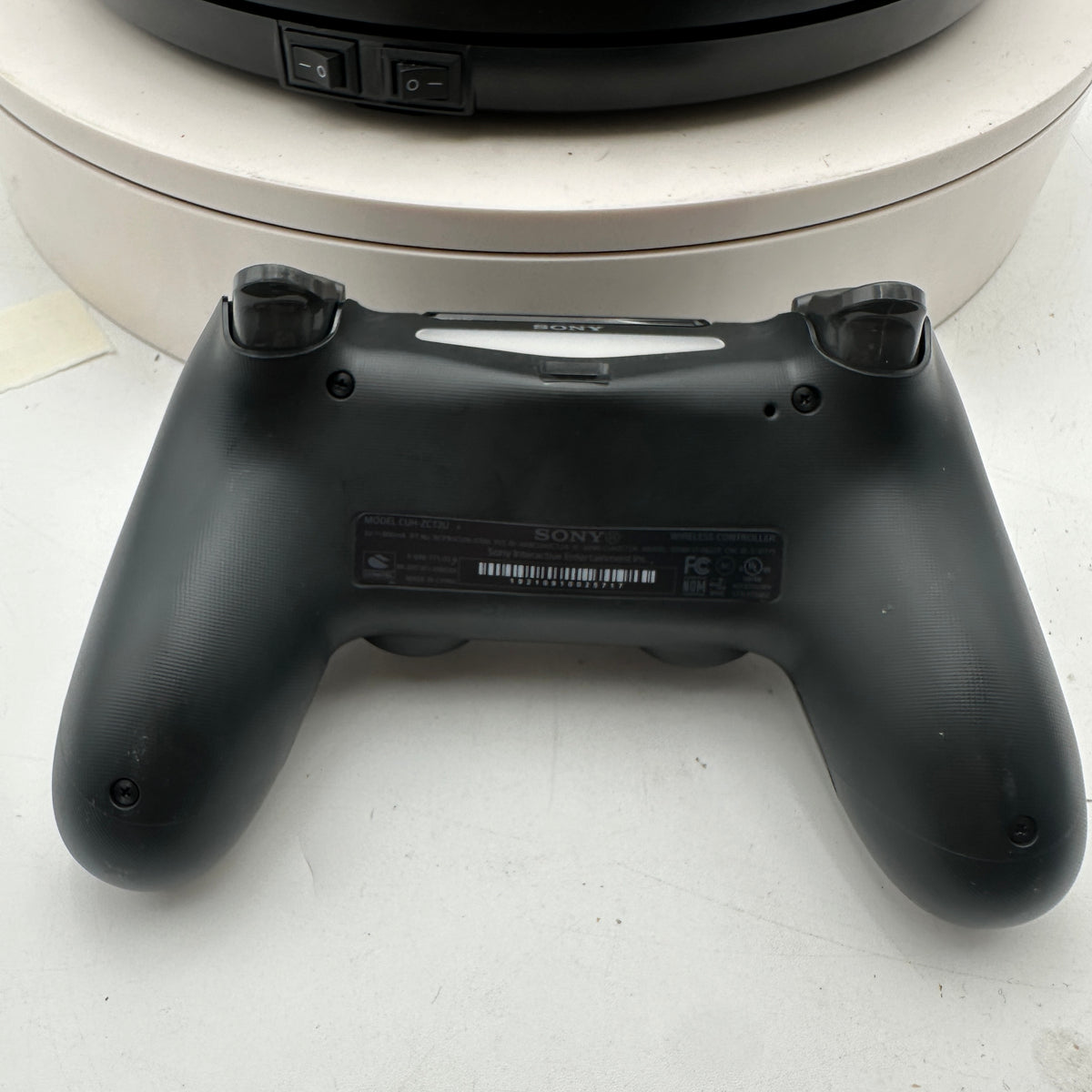 Sony PlayStation 4 CUH-1001A 500GB Video Game Console