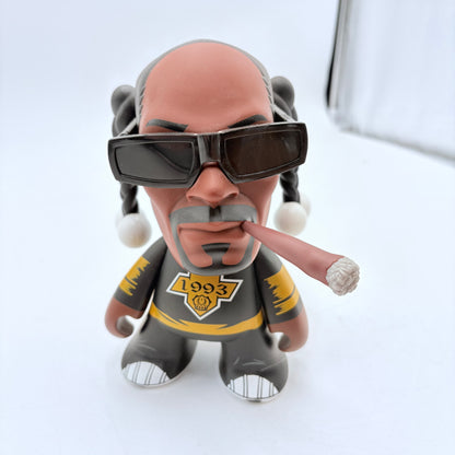 Kidrobot Snoop Dogg x Kidrobot 420 Toaknicolor Vinyl Figure