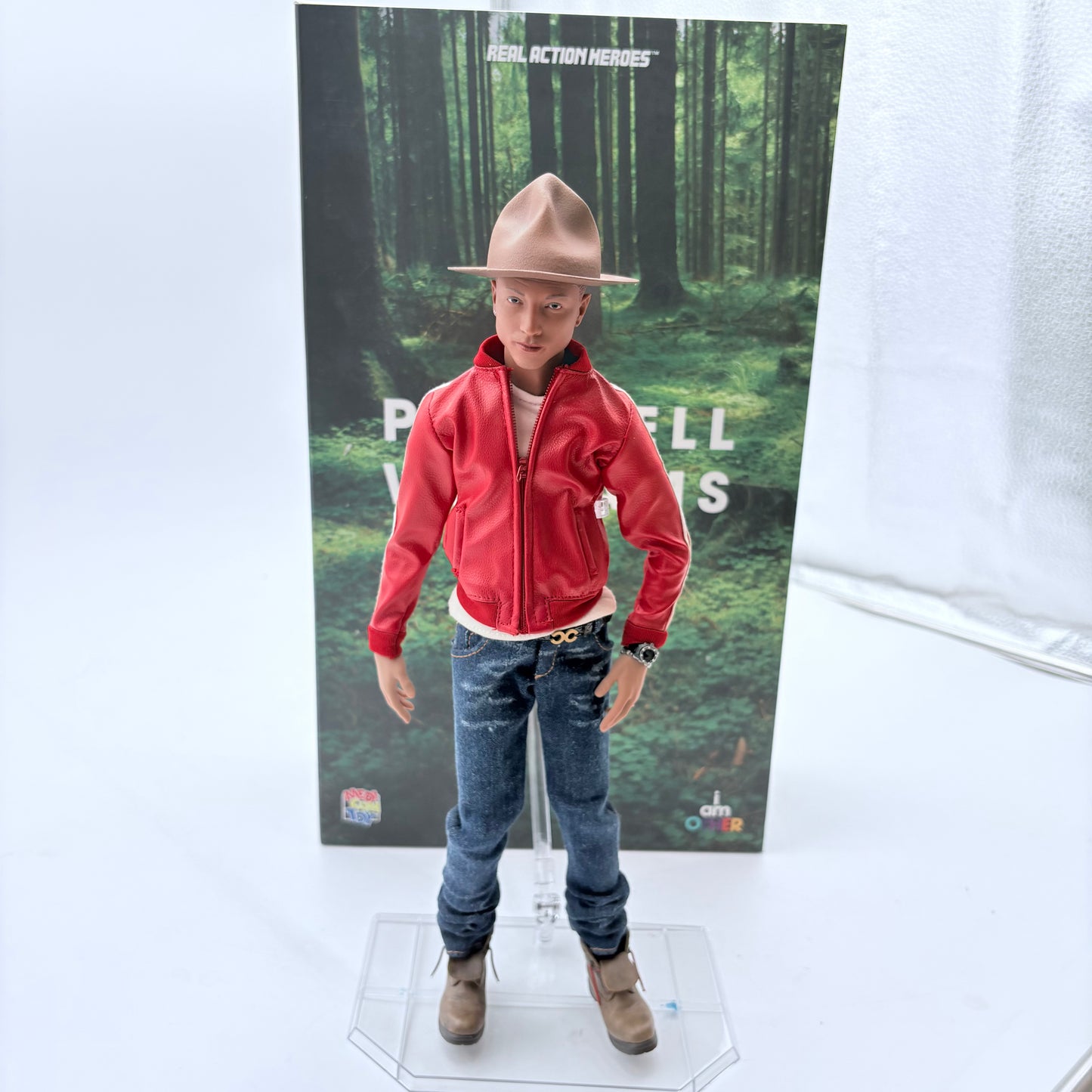 Real Action Heroes Pharrell Williams 1/6 Scale Collectible Action Figure