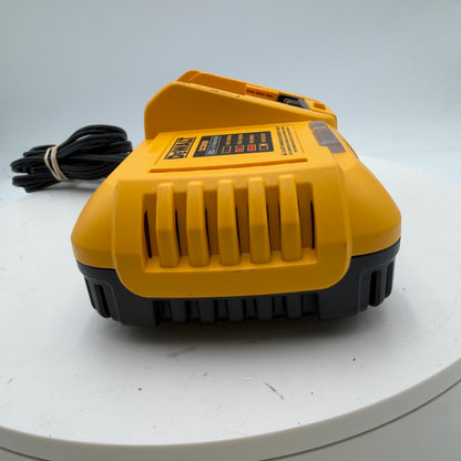 DeWalt DCB818 20V Lithium Ion Fast Charger