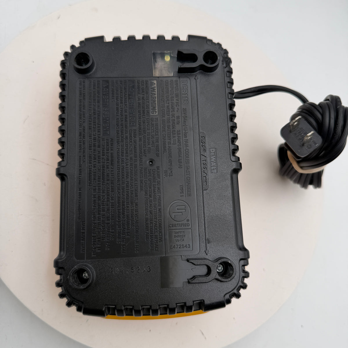 DeWalt DCB818 20V Lithium Ion Fast Charger