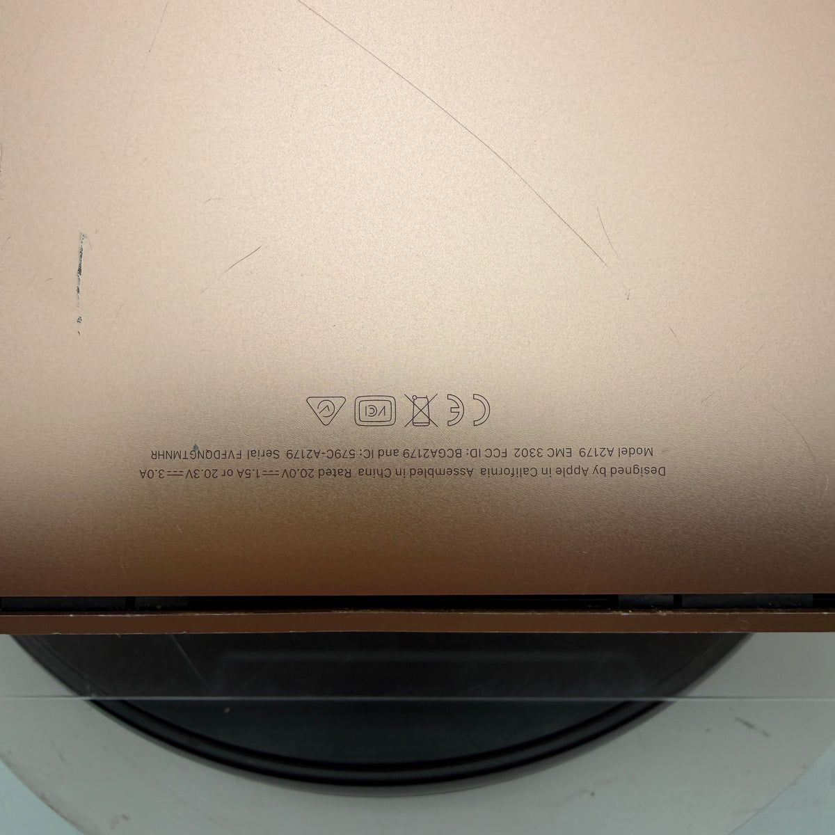 Apple MacBook Air 13-inch Retina A2179 2020 WORKING