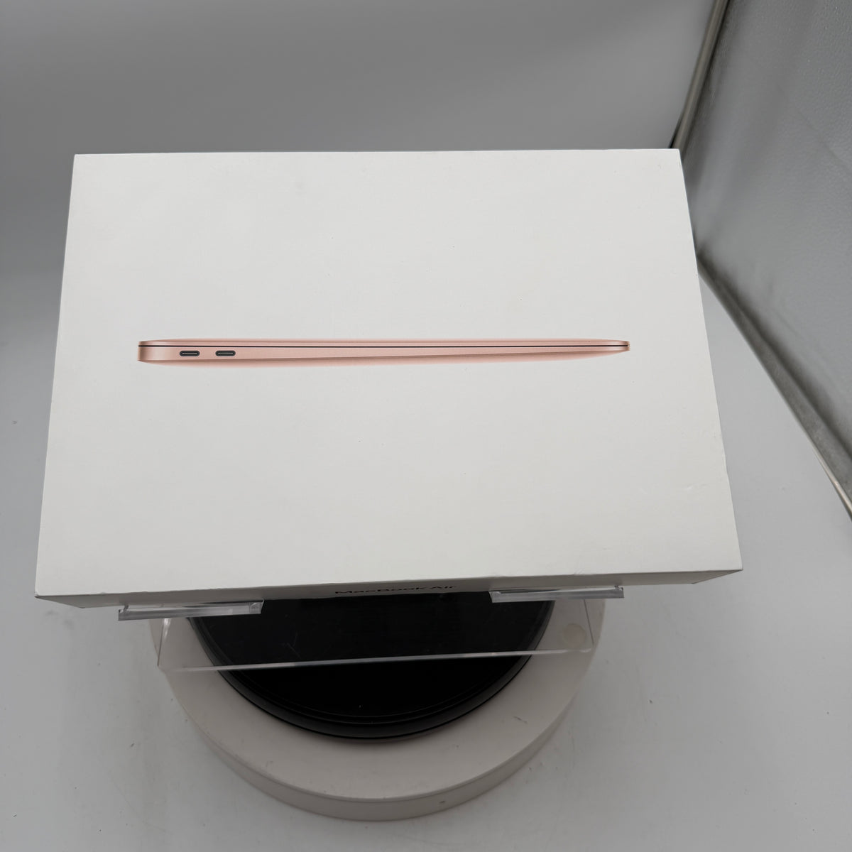 Apple MacBook Air 13-inch Retina A2179 2020 WORKING
