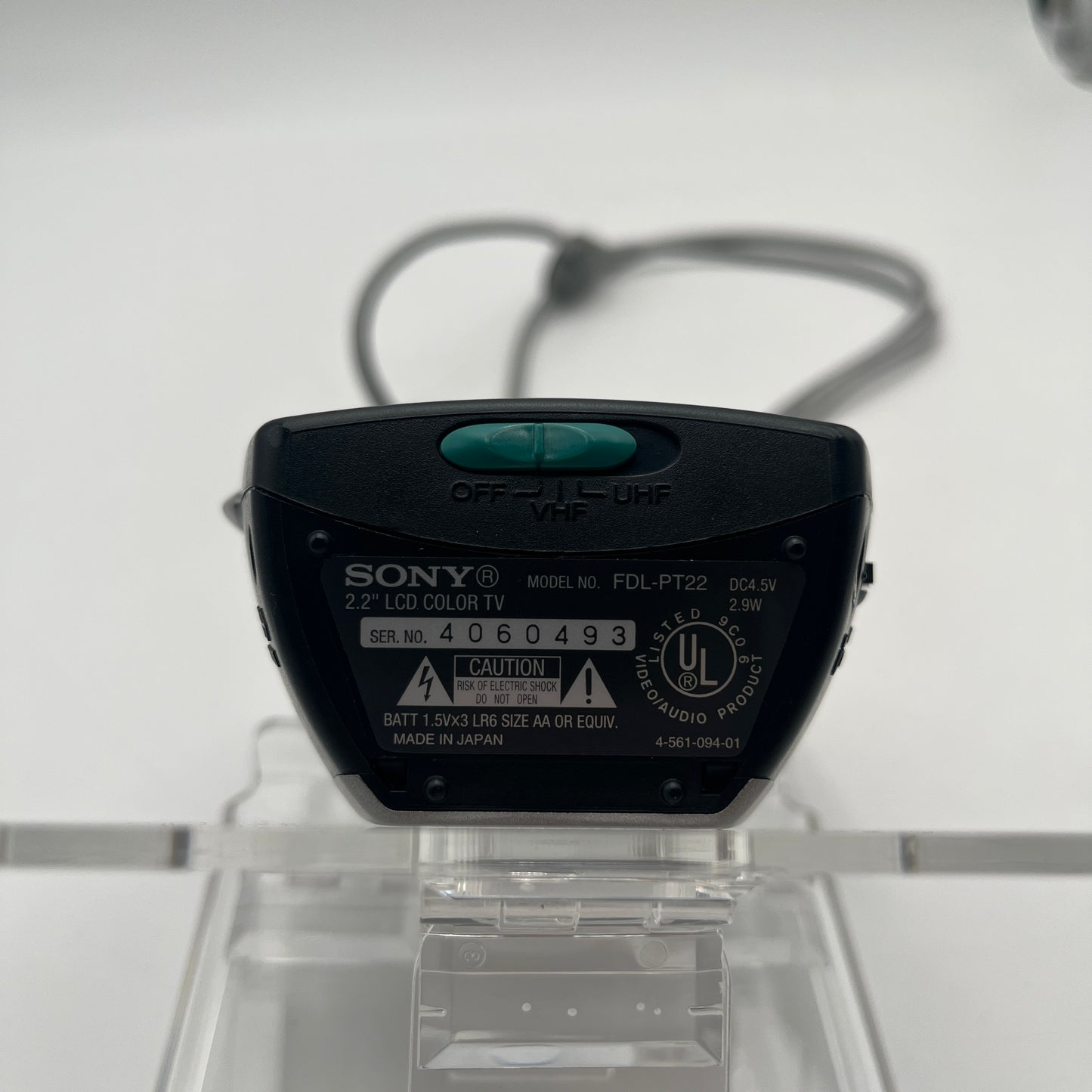 Sony FDL-PT222 Watchman Portable TV Powers On