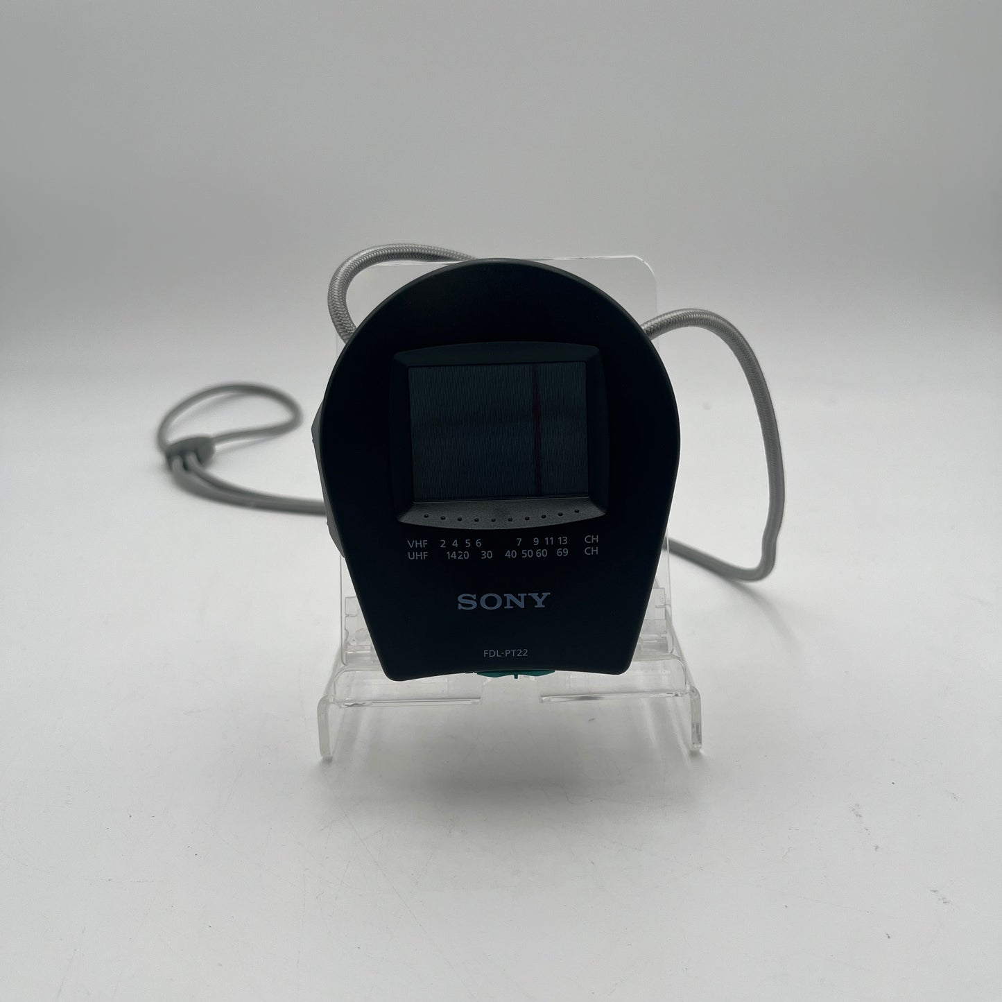 Sony FDL-PT222 Watchman Portable TV Powers On