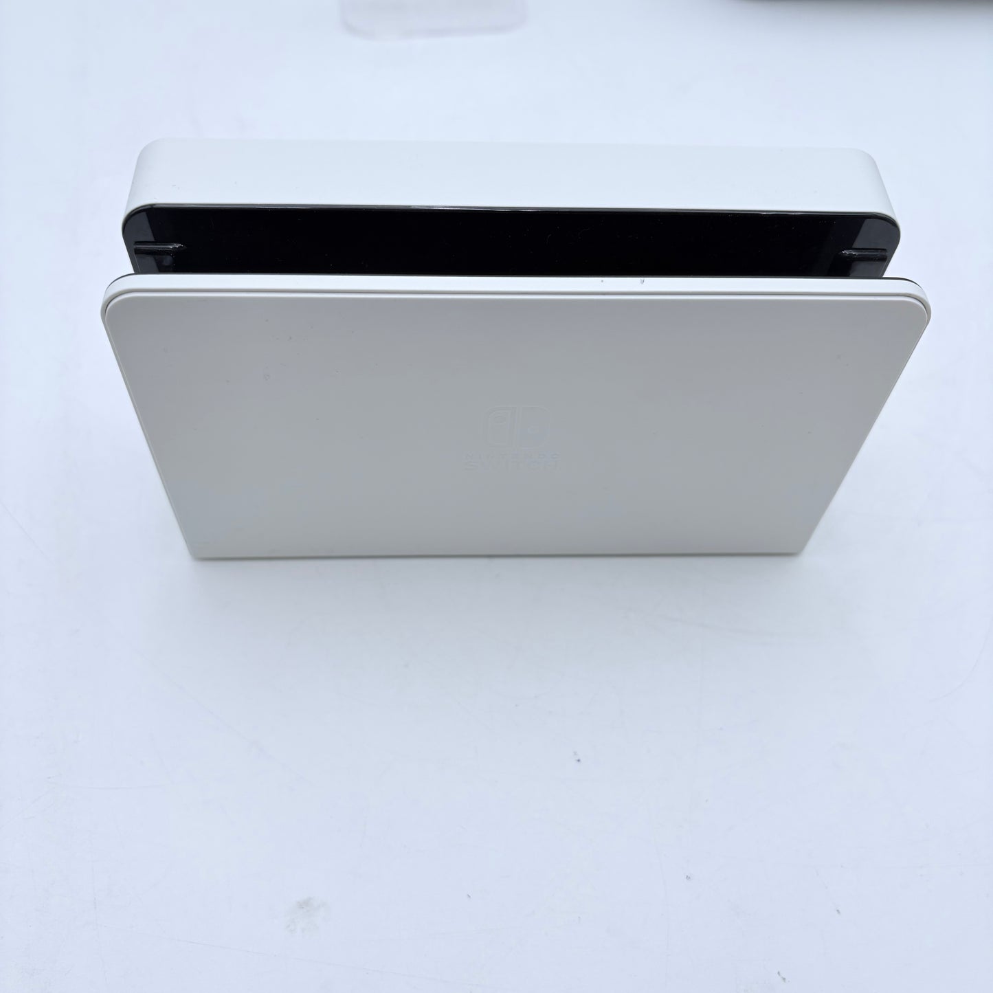 Nintendo Switch OLED (HEG-001) 2021 Console and Carrying Case