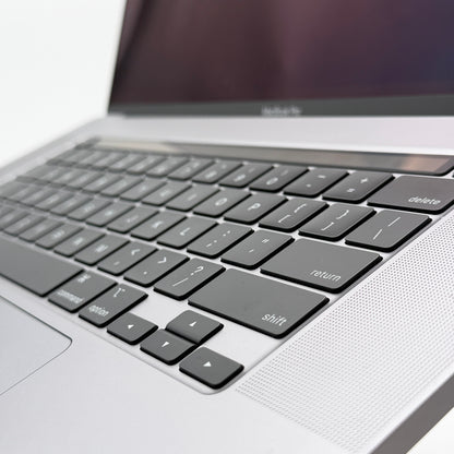 Apple MacBook Pro 16" A2141 i7 500GB 16GB READ