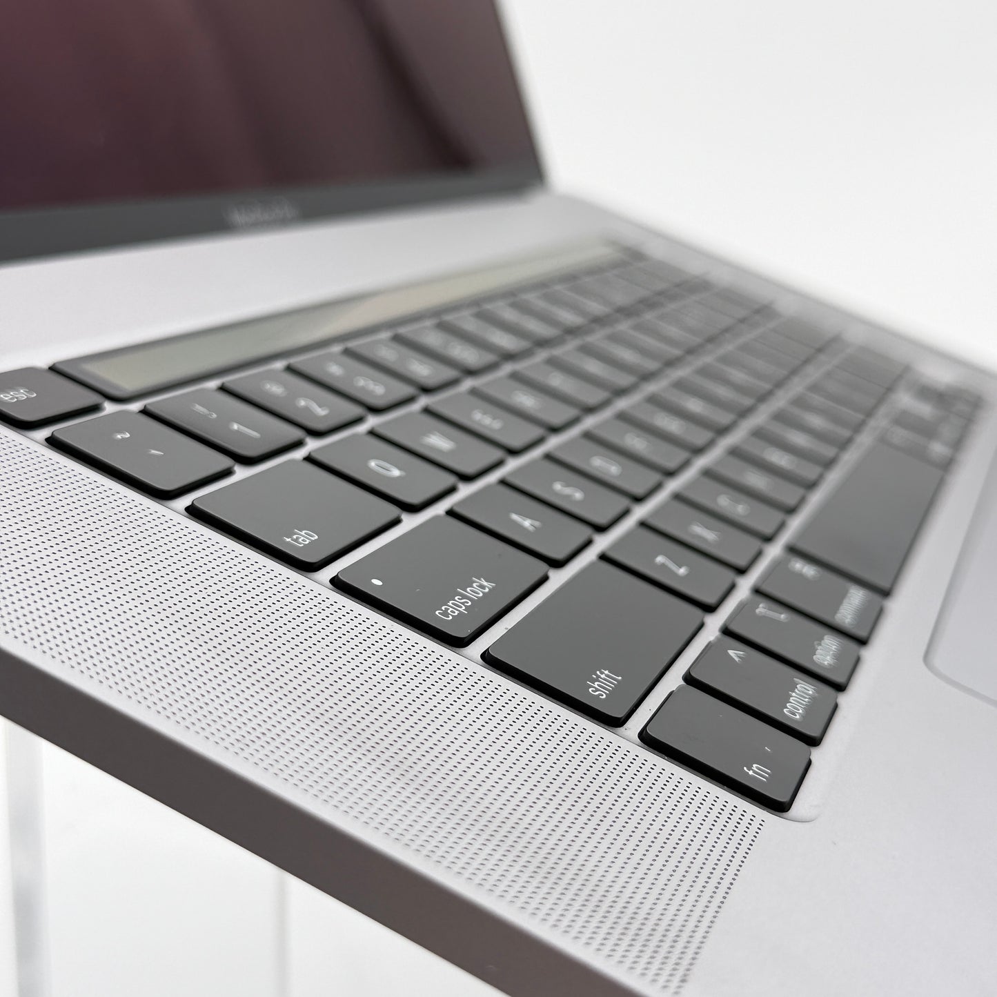 Apple MacBook Pro 16" A2141 i7 500GB 16GB READ
