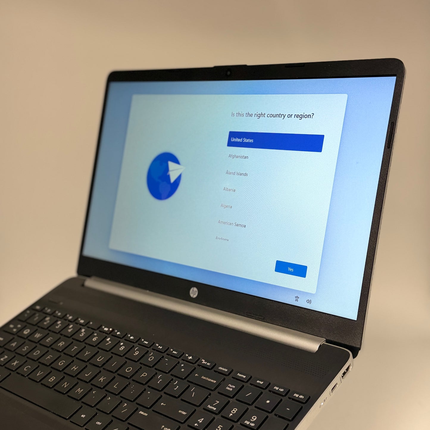 HP 15-dy1023dx Laptop Silver i5 16GB 256GB SSD