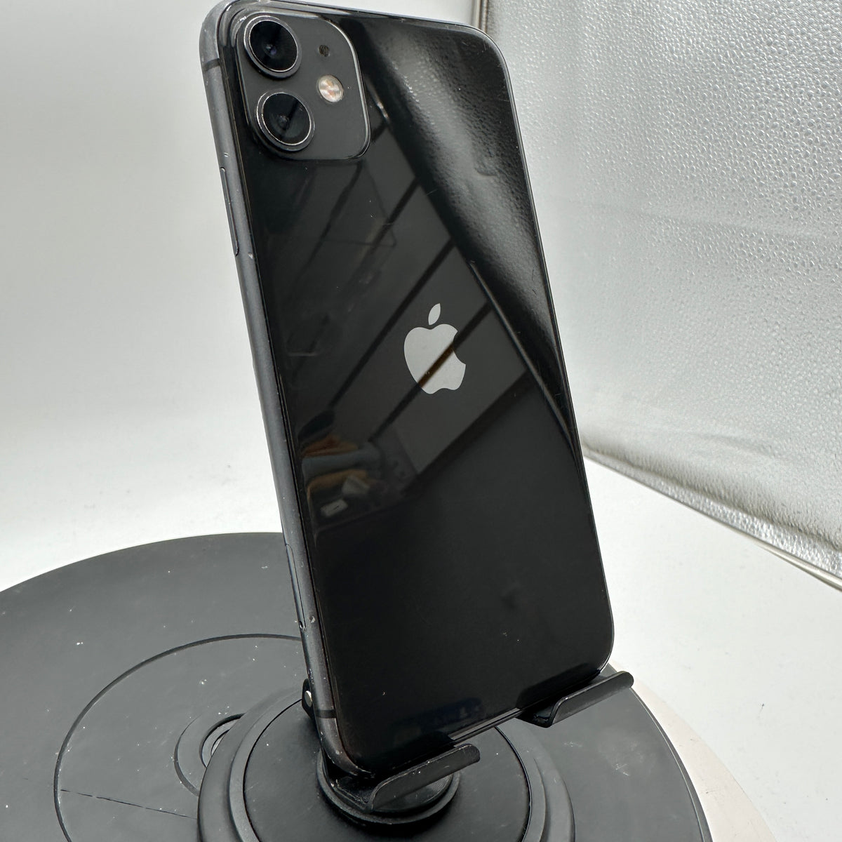 Apple iPhone 11 64GB Black Unlocked READ