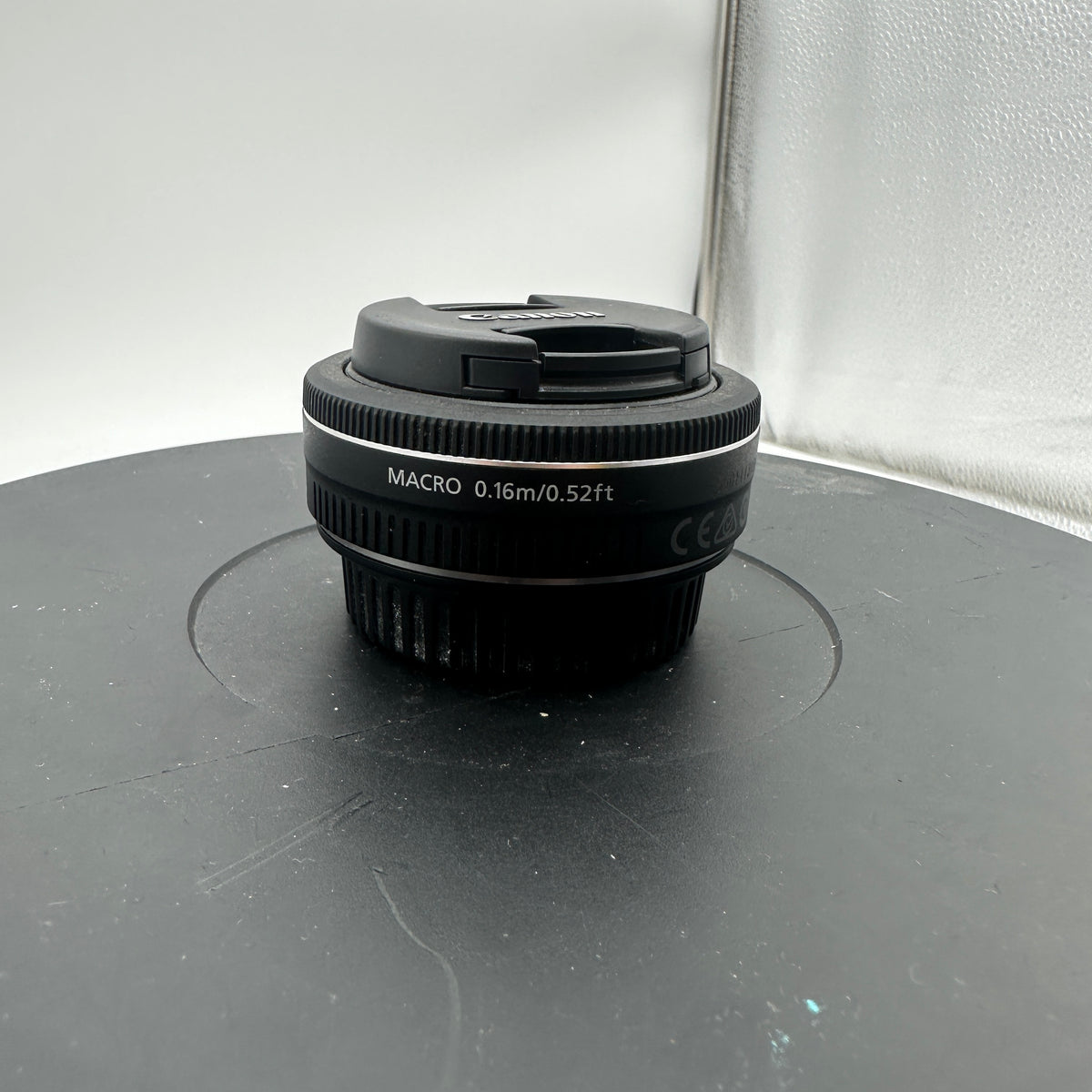 Canon EF-S 24mm f/2.8 STM Macro Pancake Lens