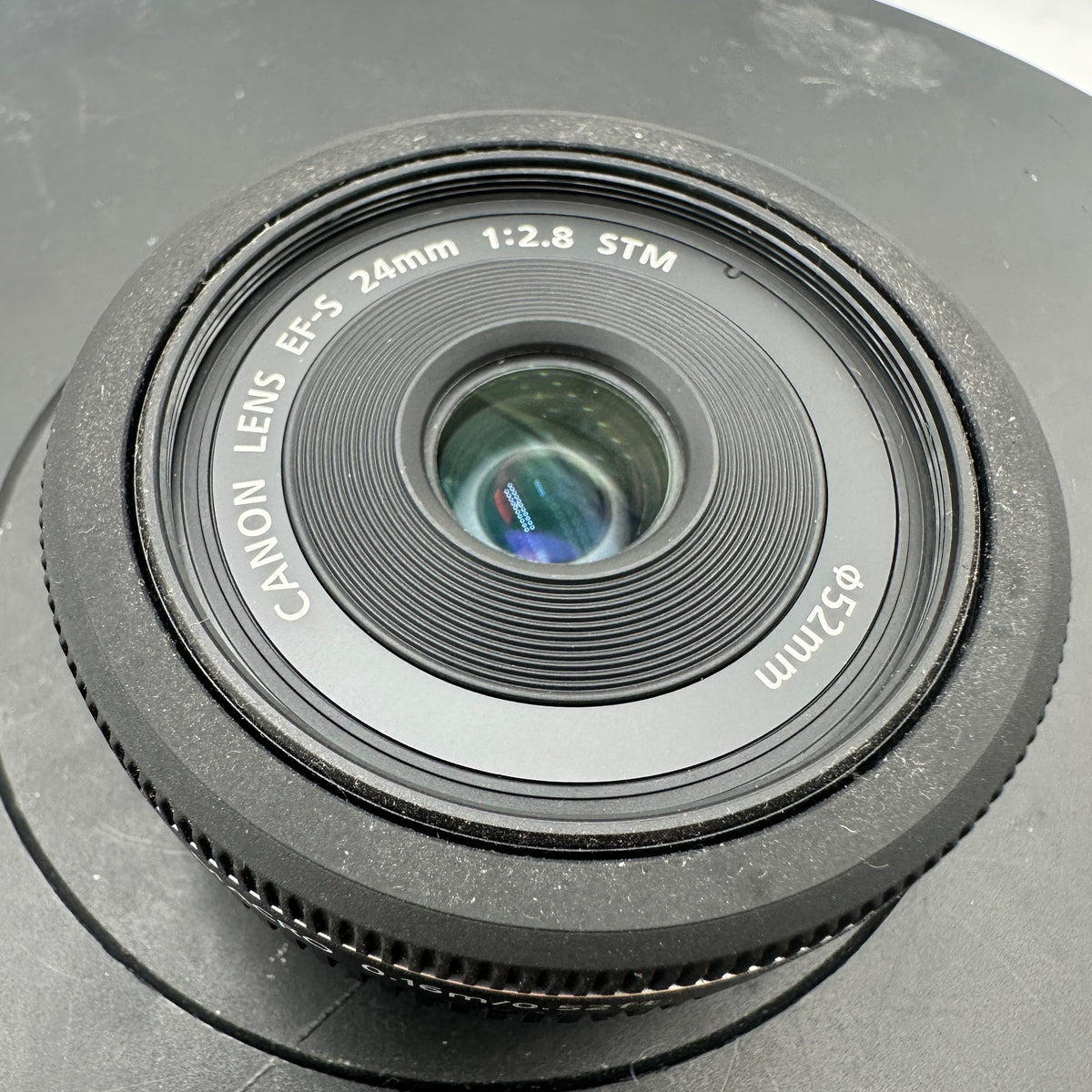 Canon EF-S 24mm f/2.8 STM Macro Pancake Lens