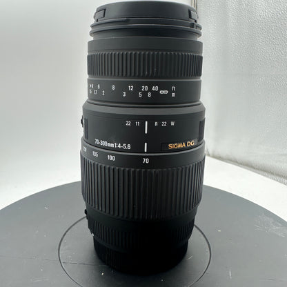 Sigma 70-300mm f/4-5.6 Auto & Manual Lens for Canon EF Mount