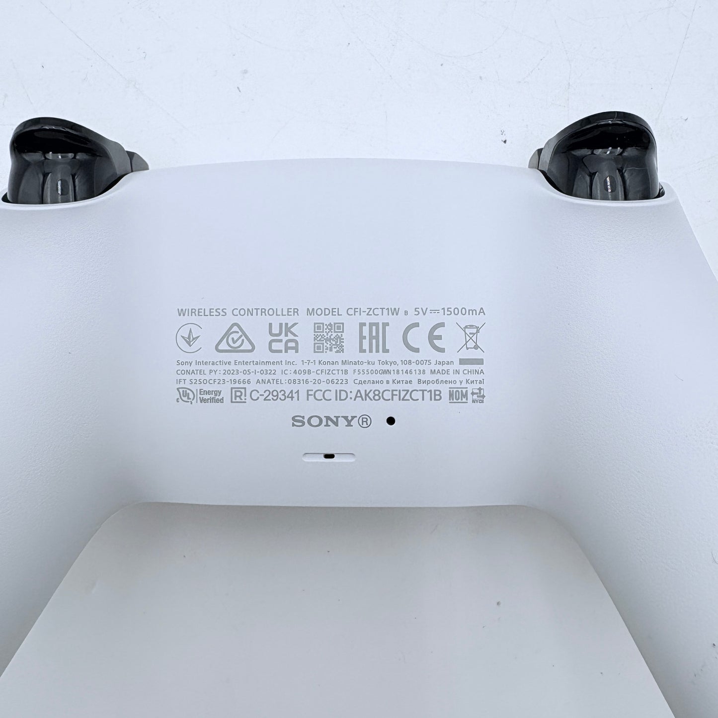Sony PlayStation 5 Pro CFI-7019 2TB Two Controllers