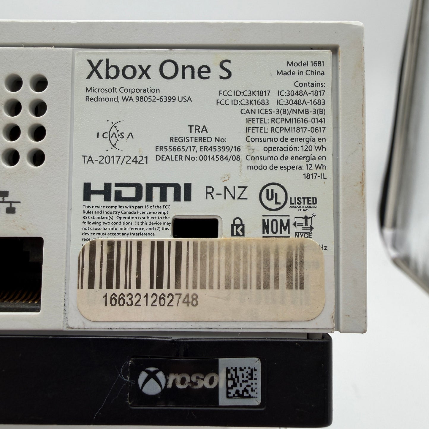 Microsoft Xbox One S (1681) 500GB