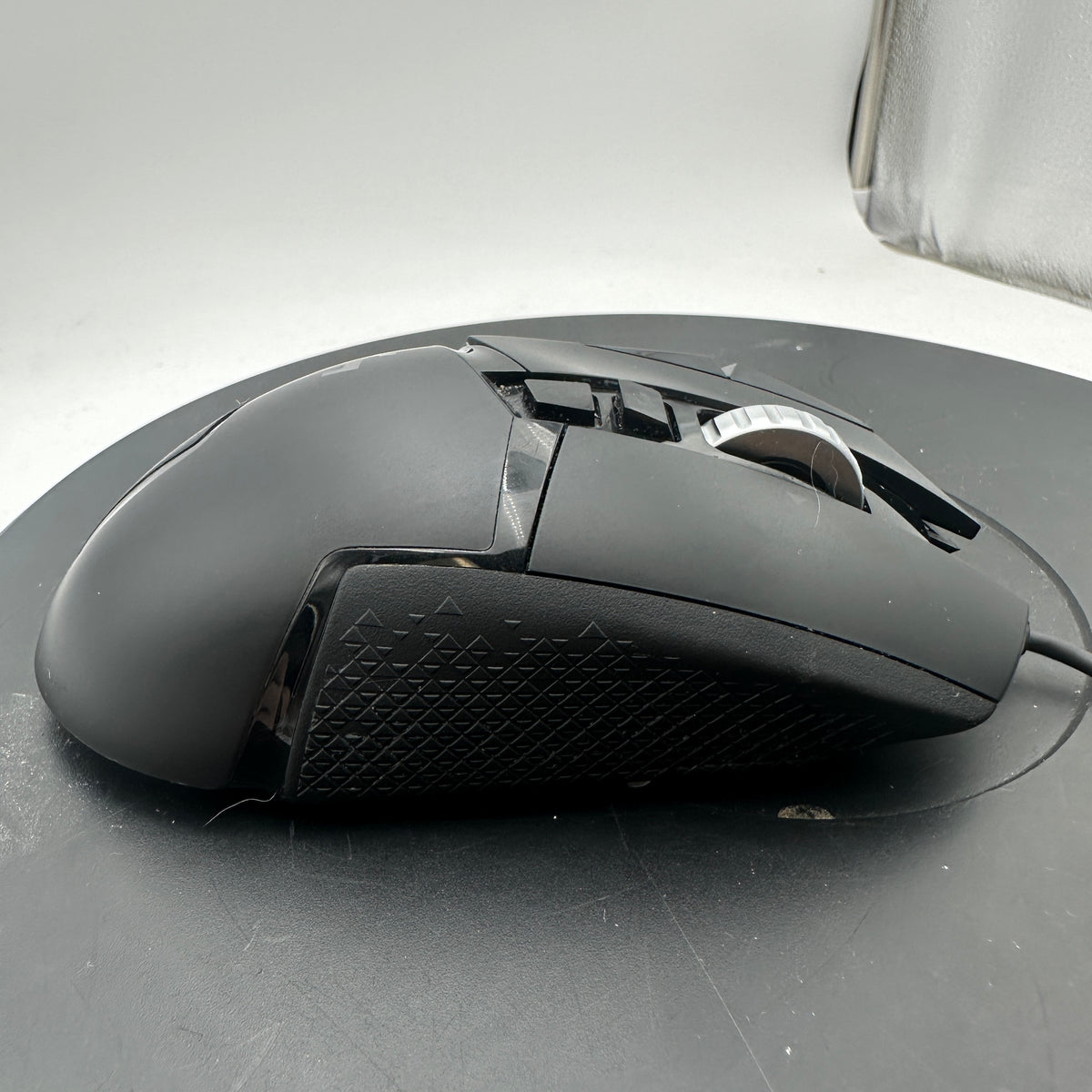 Logitech G502 HERO High Performance Wired Gaming Mouse Black 910-005469 READ