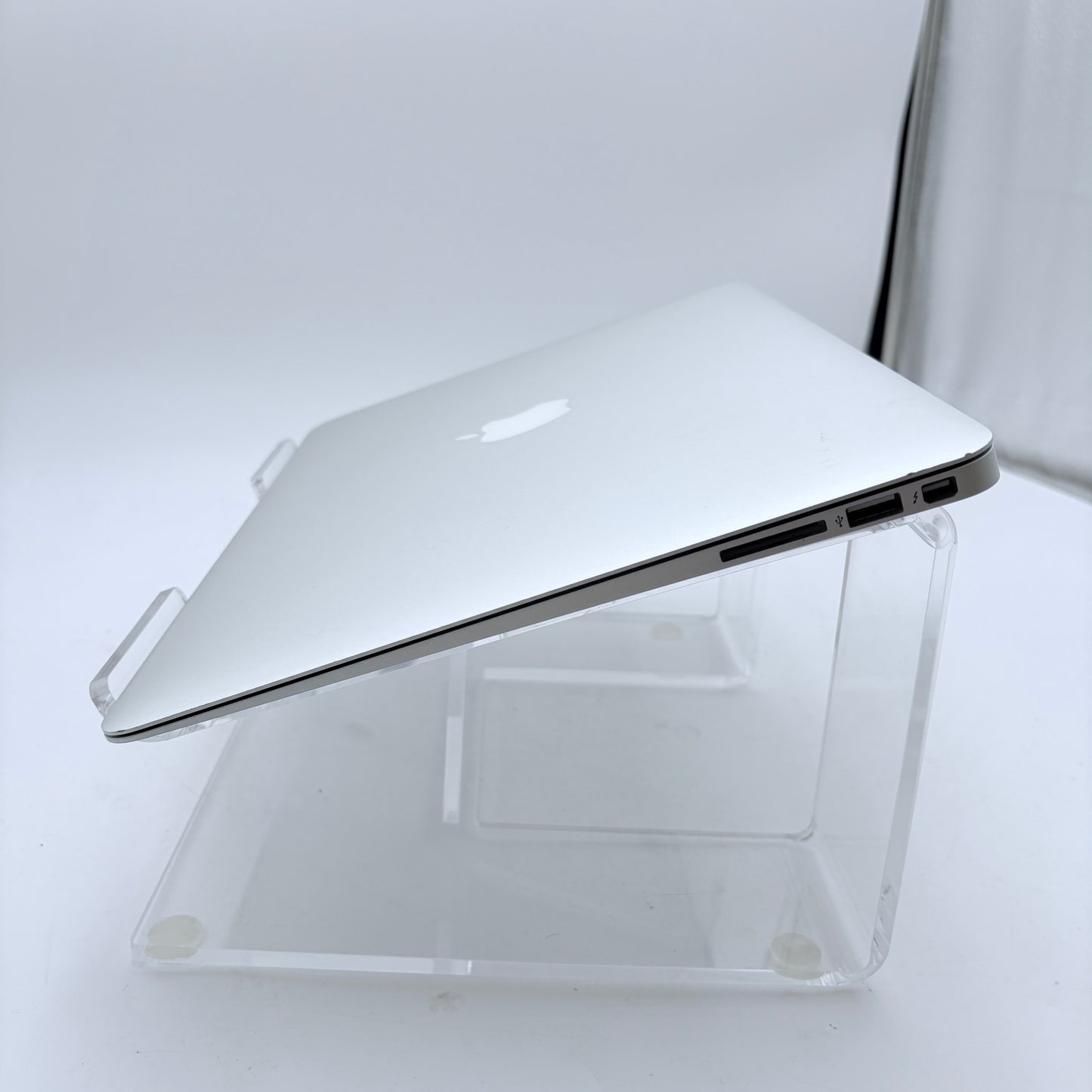 Apple MacBook Air 13" A1466 2015 Core i5 8GB 256GB