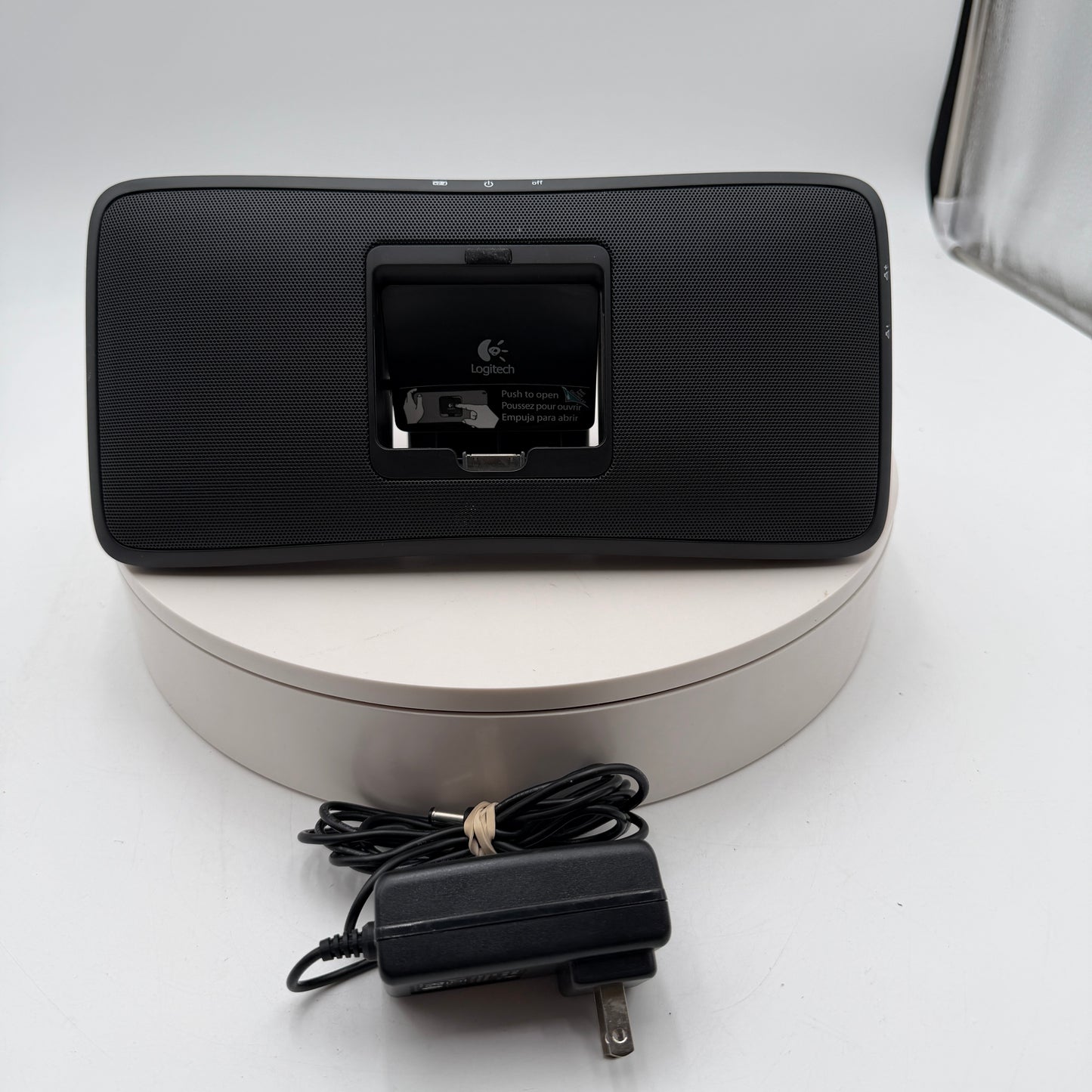 Logitech Rechargeable Speaker For iPod or iPhone S315i Black